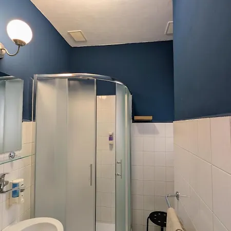 Flat In Zizkov -302- * Prague