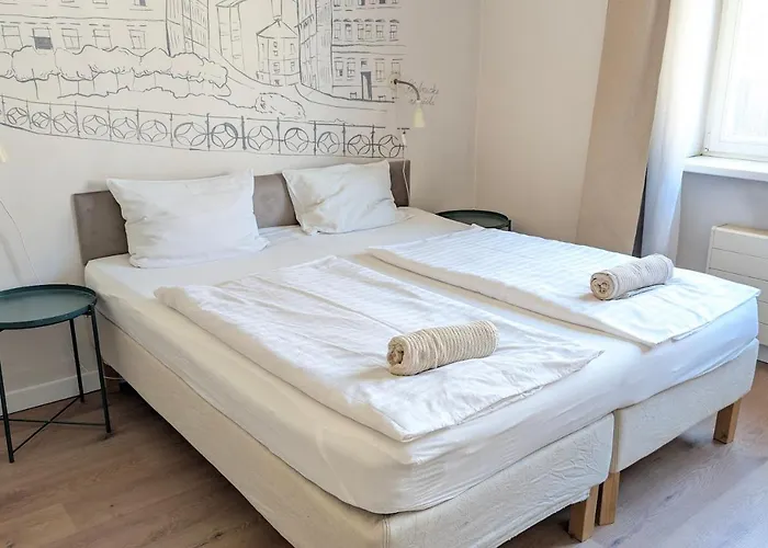 Apartment Flat In Zizkov -302- *