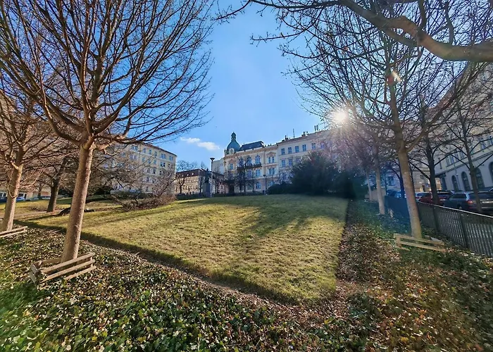 Flat In Zizkov -302- * 프라하